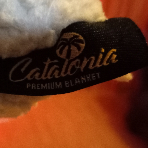 Catalonia Mermaids Tail Sherpa Purple Super Soft Warm Comfy Fleece-Lined Blanket - Picture 4 of 10